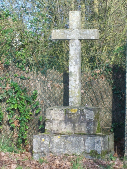 La croix de l'allée du Chêne Landry