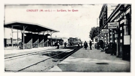 La façade de la gare de Cholet dans les années 1960-70