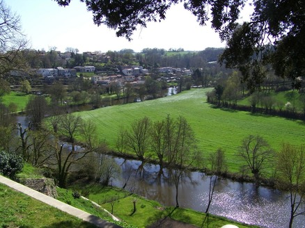 Le panorama sur la vallée de la Sèvre nantaise