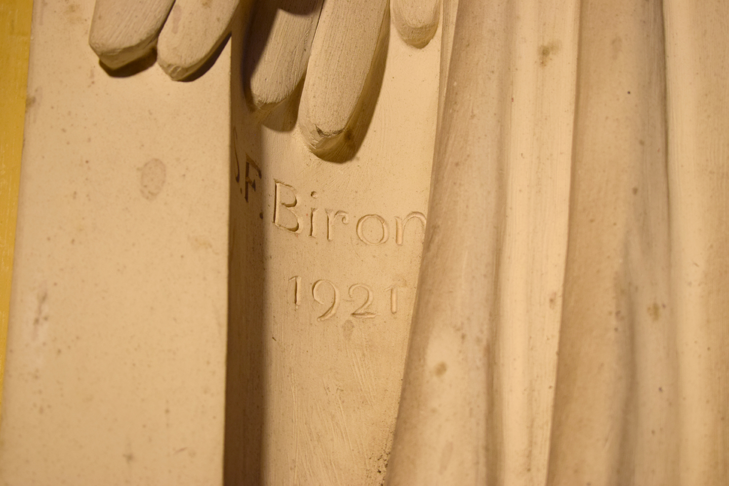 La signature de Stanislas-Francis Biron, sculpteur choletais